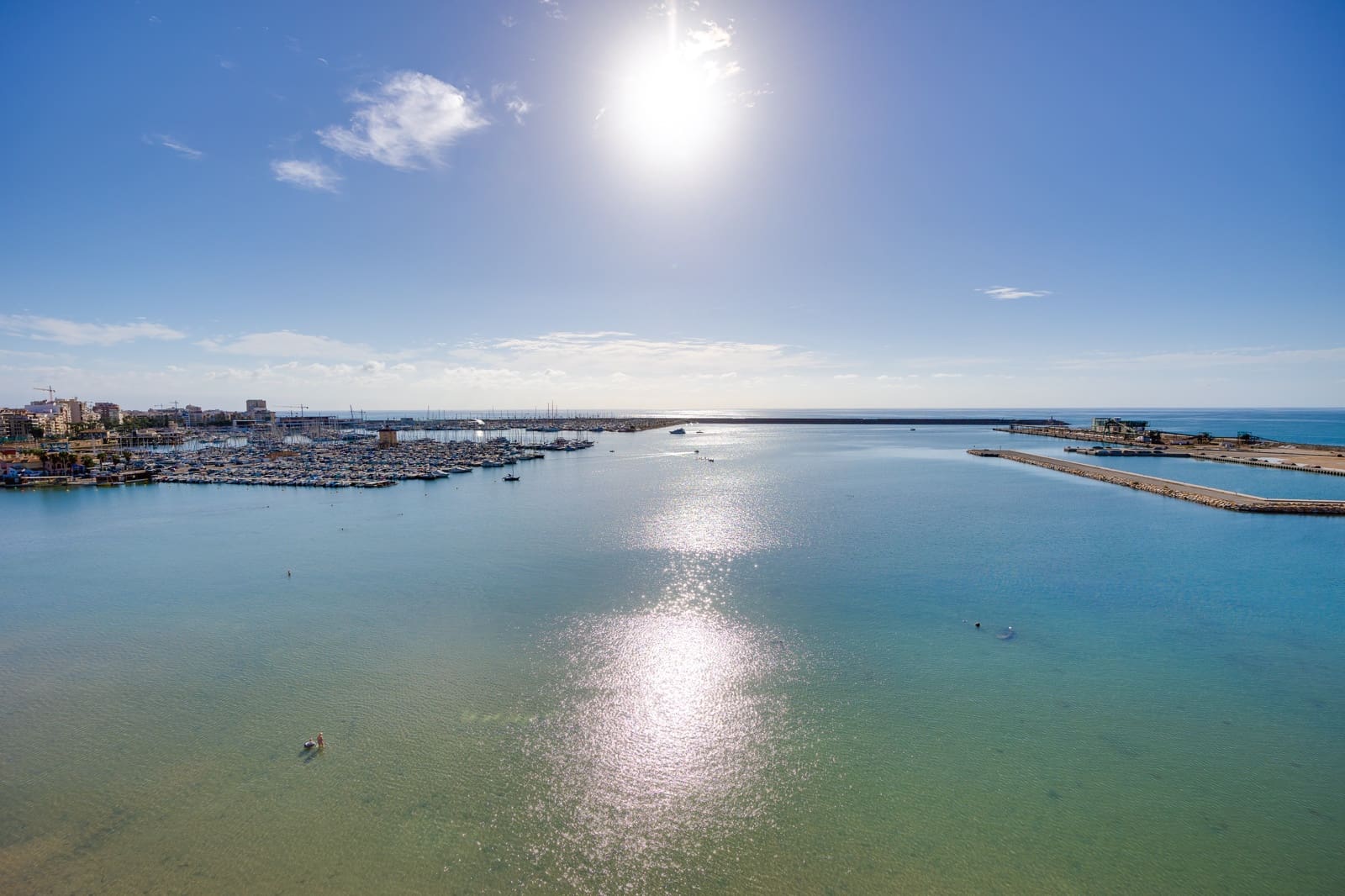 3 soverom Leilighet til salgs i Torrevieja med svømmebasseng garasje - € 379 000 (Ref: 9306980)