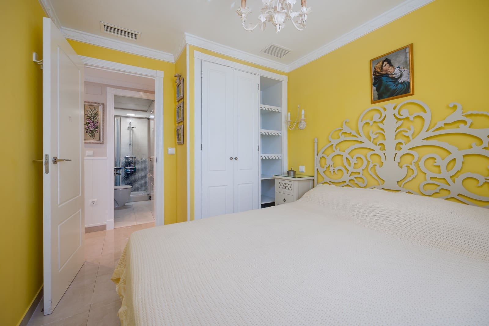 3 soverom Leilighet til salgs i Torrevieja med svømmebasseng garasje - € 379 000 (Ref: 9306980)