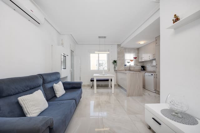 2 makuuhuone Huoneisto myytävänä paikassa Torrevieja - 159 500 € (Ref: 9325265)