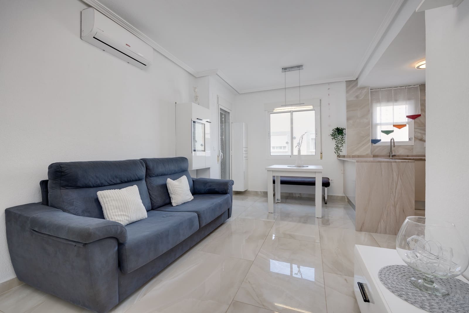 2 soveværelse Lejlighed til salg i Torrevieja - € 159.500 (Ref: 9325265)