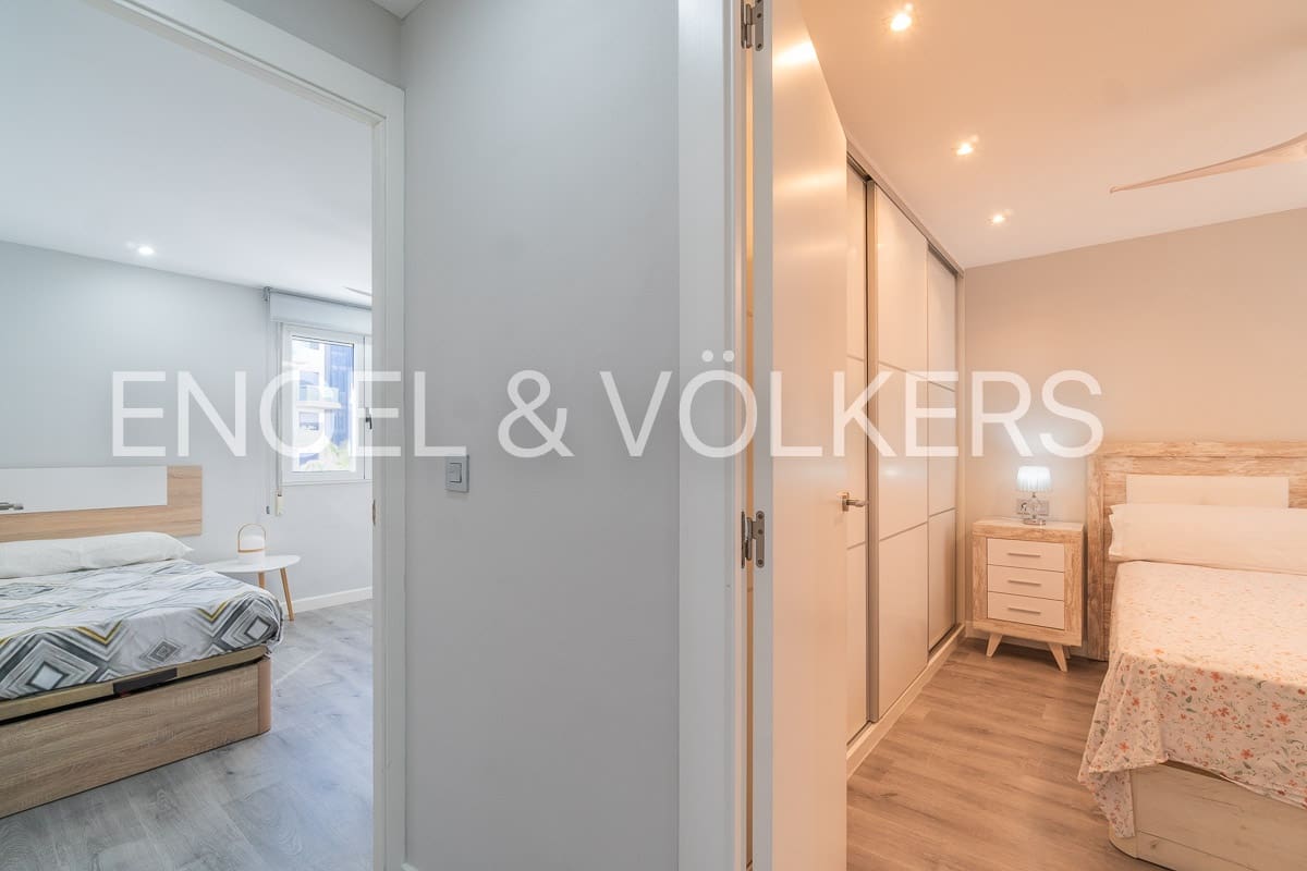 2 bedroom Apartment for rent in Punta Prima with pool - € 1,250 (Ref: 9343846)