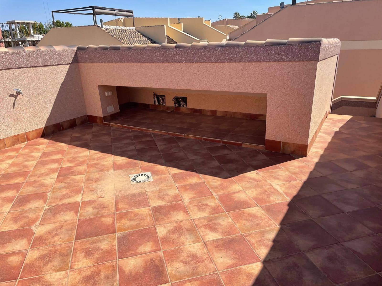 3 soveværelse Rækkehus til salg i Torrevieja med swimmingpool garage - € 330.000 (Ref: 9348577)