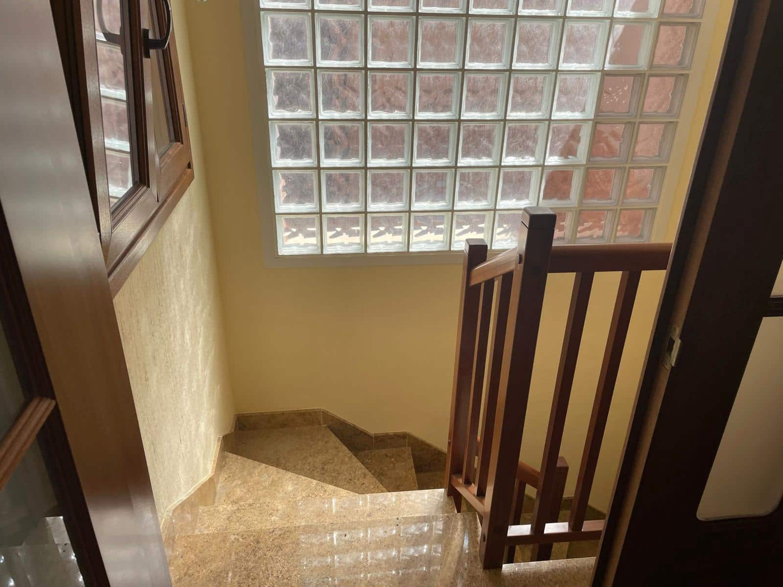 3 soveværelse Rækkehus til salg i Torrevieja med swimmingpool garage - € 330.000 (Ref: 9348577)