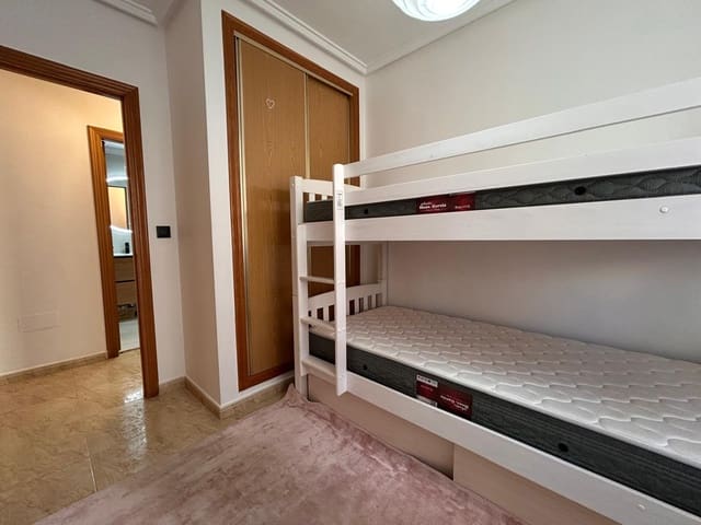 2 makuuhuone Huoneisto myytävänä paikassa Torrevieja - 155 000 € (Ref: 9373963)