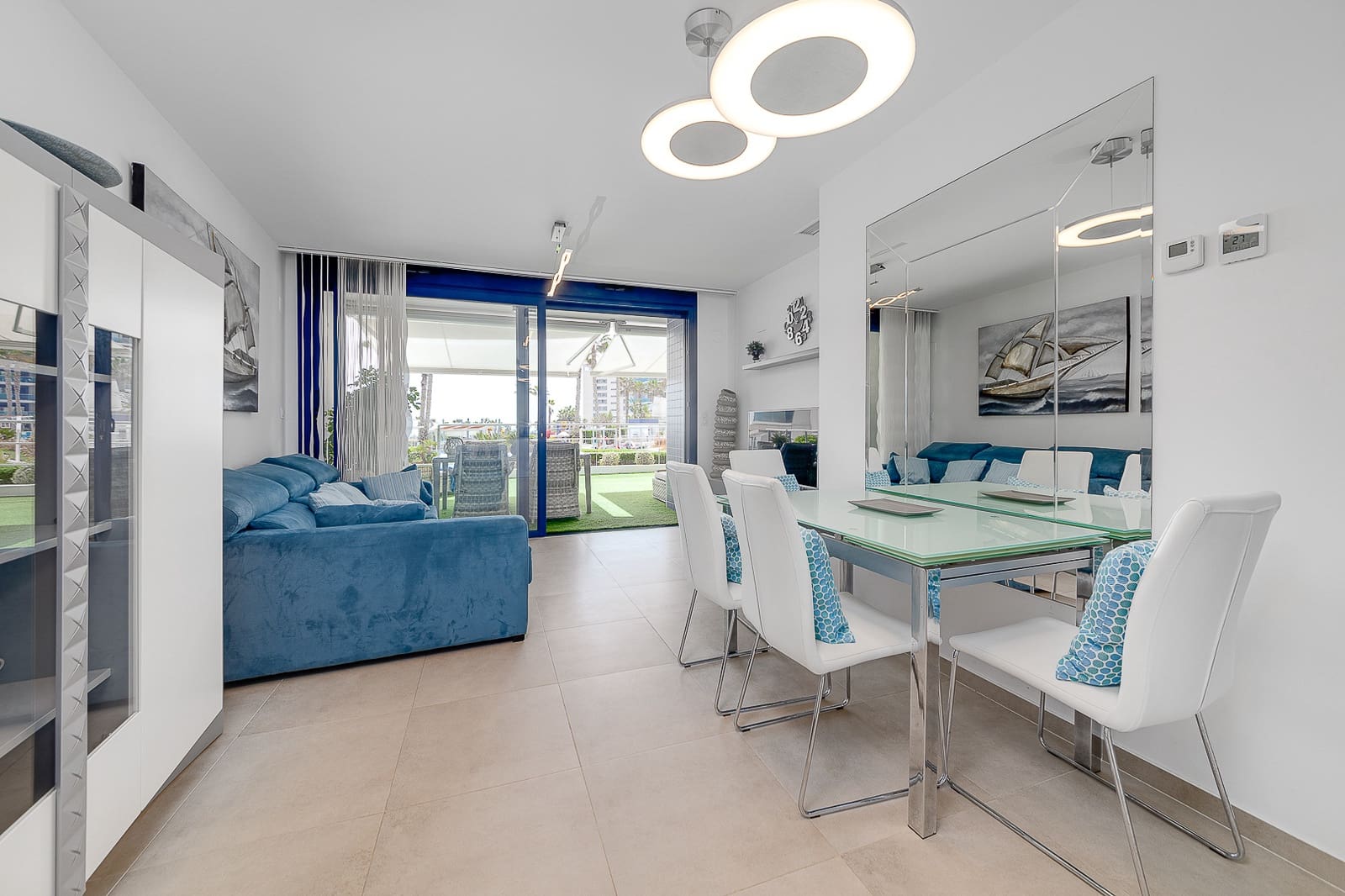 2 soveværelse Lejlighed til salg i Torrevieja med swimmingpool garage - € 405.000 (Ref: 9396886)