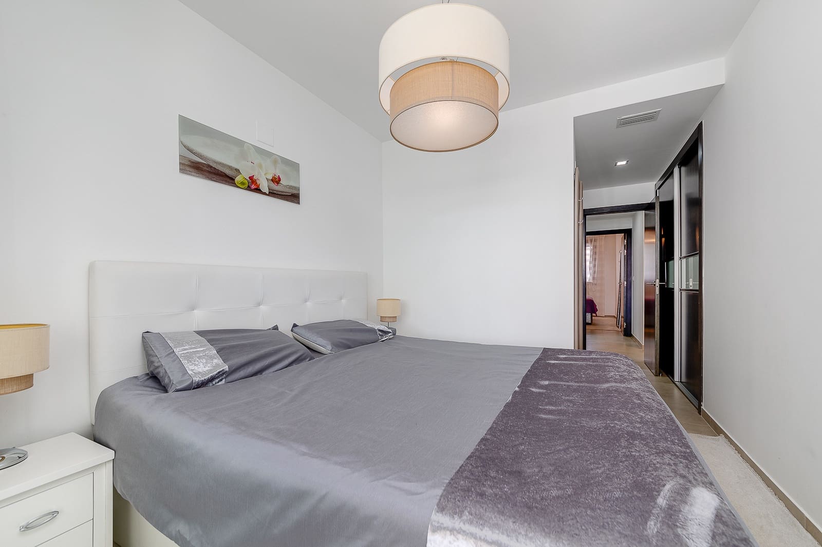 2 soveværelse Lejlighed til salg i Torrevieja med swimmingpool garage - € 405.000 (Ref: 9396886)