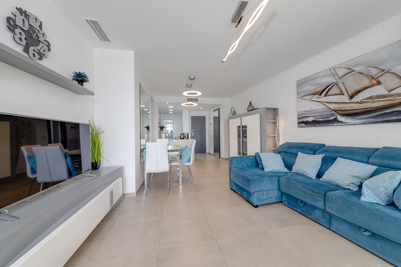 2 soveværelse Lejlighed til salg i Torrevieja med swimmingpool garage - € 405.000 (Ref: 9396886)