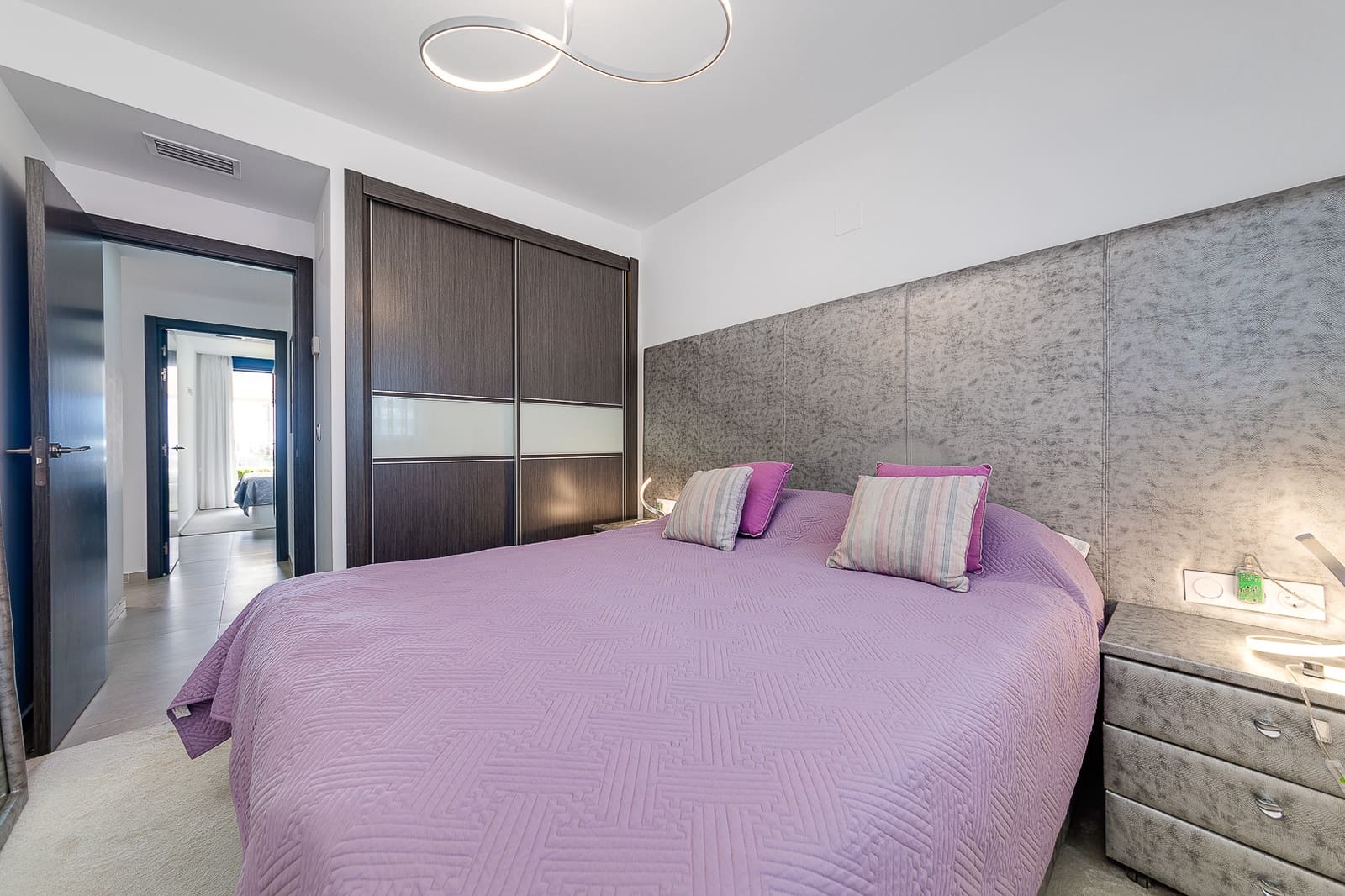 2 soveværelse Lejlighed til salg i Torrevieja med swimmingpool garage - € 405.000 (Ref: 9396886)