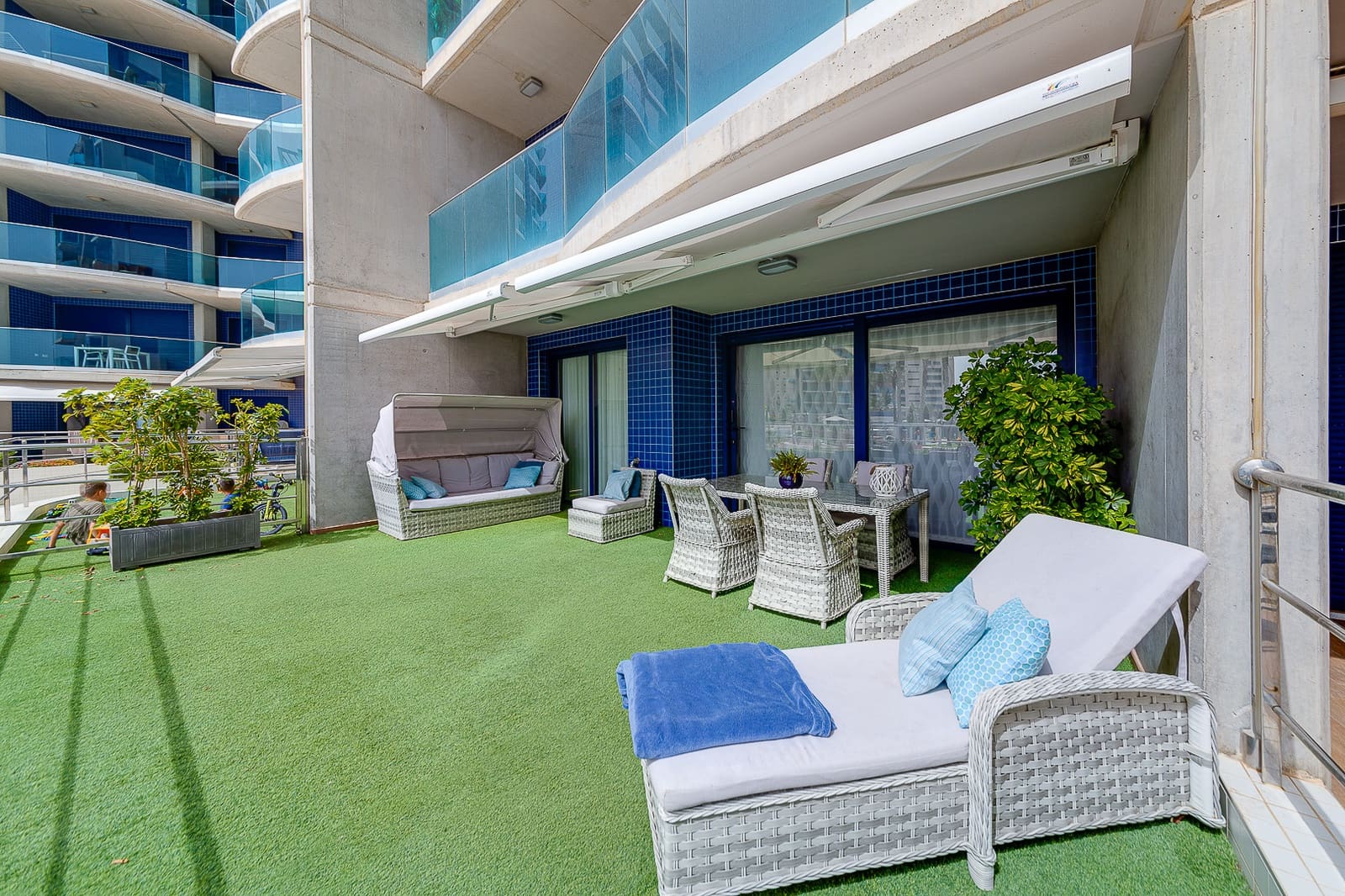 2 soveværelse Lejlighed til salg i Torrevieja med swimmingpool garage - € 405.000 (Ref: 9396886)