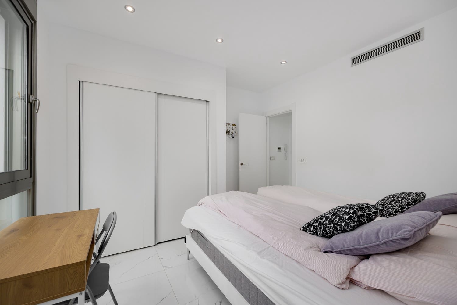 3 soveværelse Villa til salg i Villamartin med swimmingpool garage - € 469.000 (Ref: 9412676)