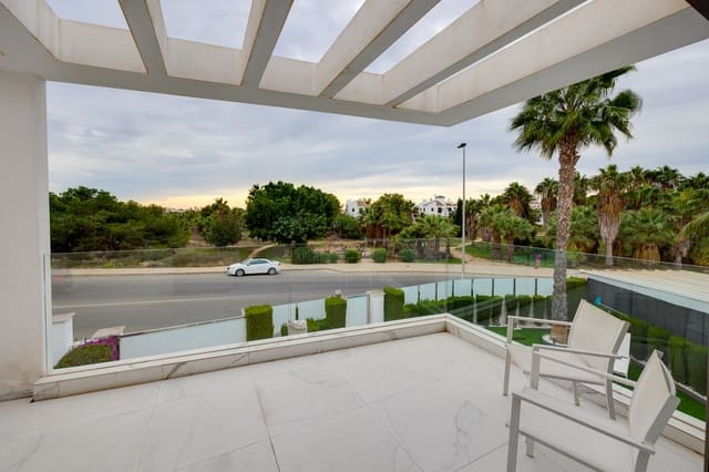 3 quarto Moradia para venda em Villamartin, Orihuela com piscina garagem - 469 000 € (Ref: 9412676)