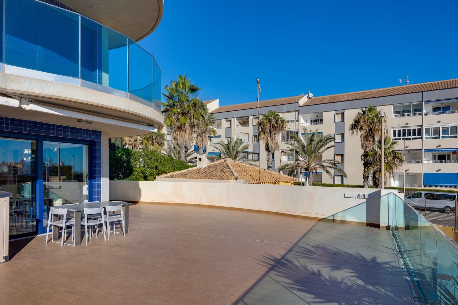 3 soverom Leilighet til salgs i Punta Prima med svømmebasseng garasje - € 550 000 (Ref: 9426511)