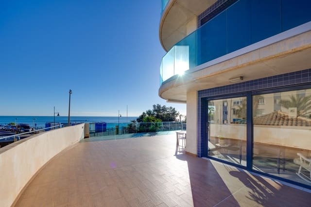 3 soverom Leilighet til salgs i Punta Prima, Torrevieja med svømmebasseng garasje - € 550 000 (Ref: 9426511)