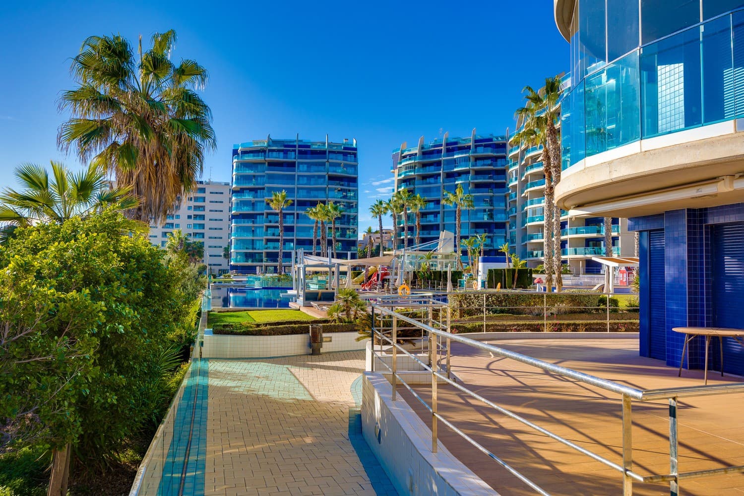 3 soverom Leilighet til salgs i Punta Prima med svømmebasseng garasje - € 550 000 (Ref: 9426511)