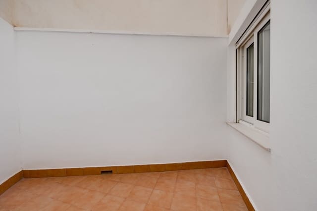 3 slaapkamer Appartement te koop in Torrevieja met garage - € 180.000 (Ref: 9434933)
