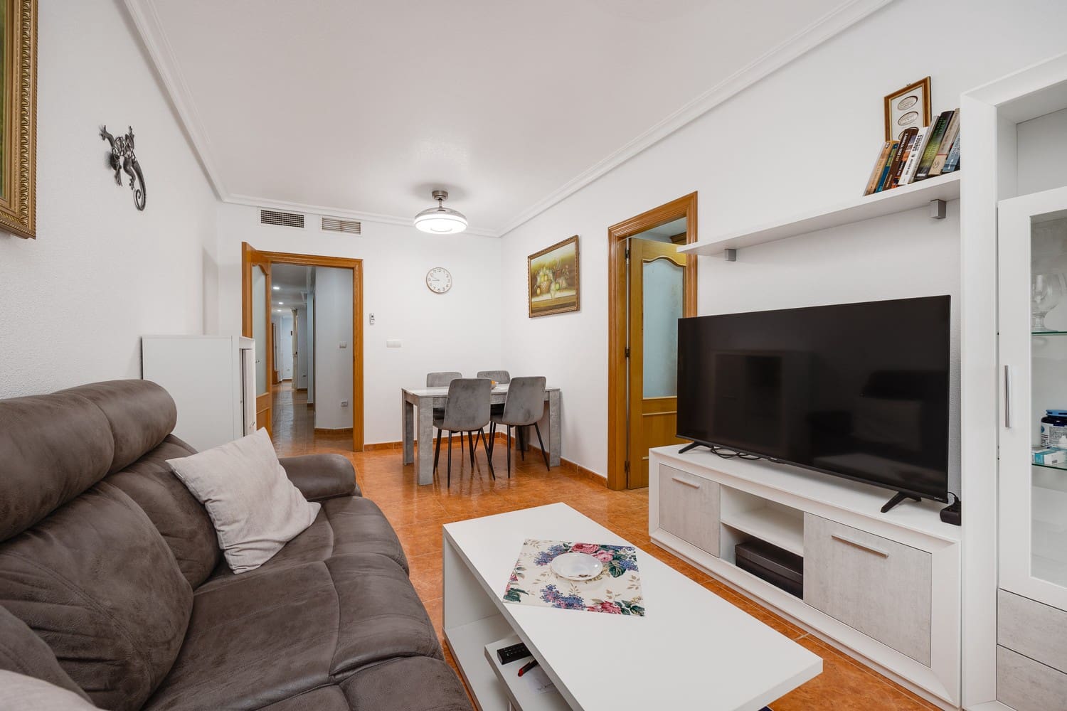 3 slaapkamer Appartement te koop in Torrevieja met garage - € 180.000 (Ref: 9434933)