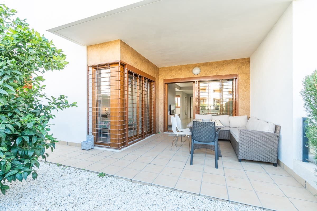 2 soveværelse Lejlighed til salg i La Zenia med swimmingpool garage - € 275.000 (Ref: 9436299)