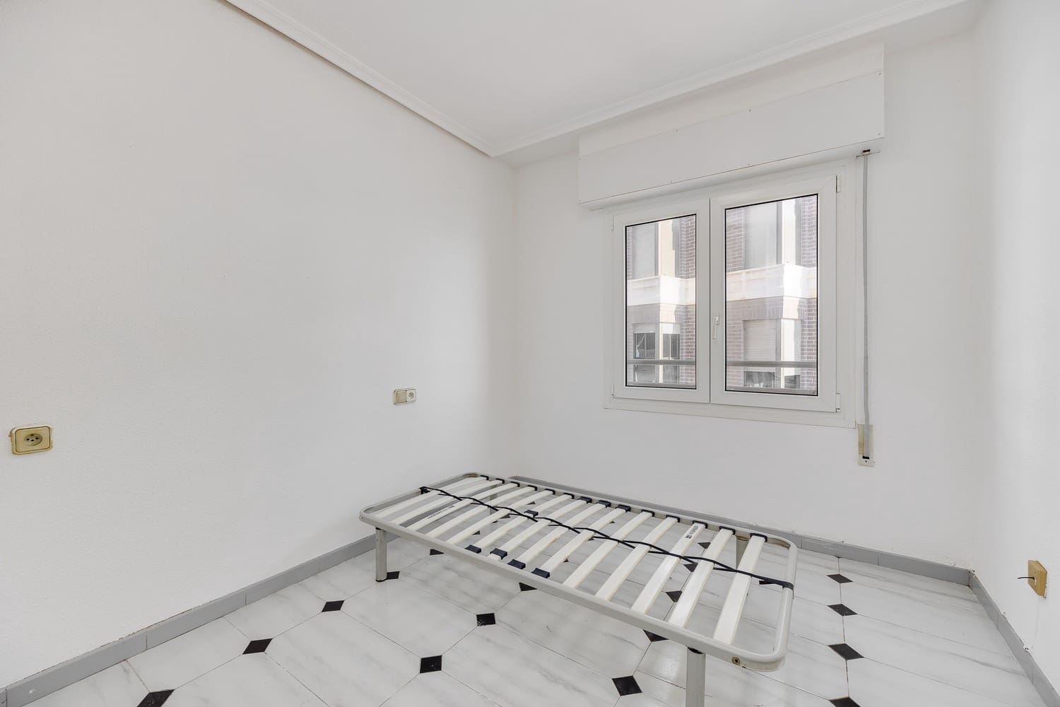 3 quarto Apartamento para venda em Torrevieja - 350 000 € (Ref: 9447279)