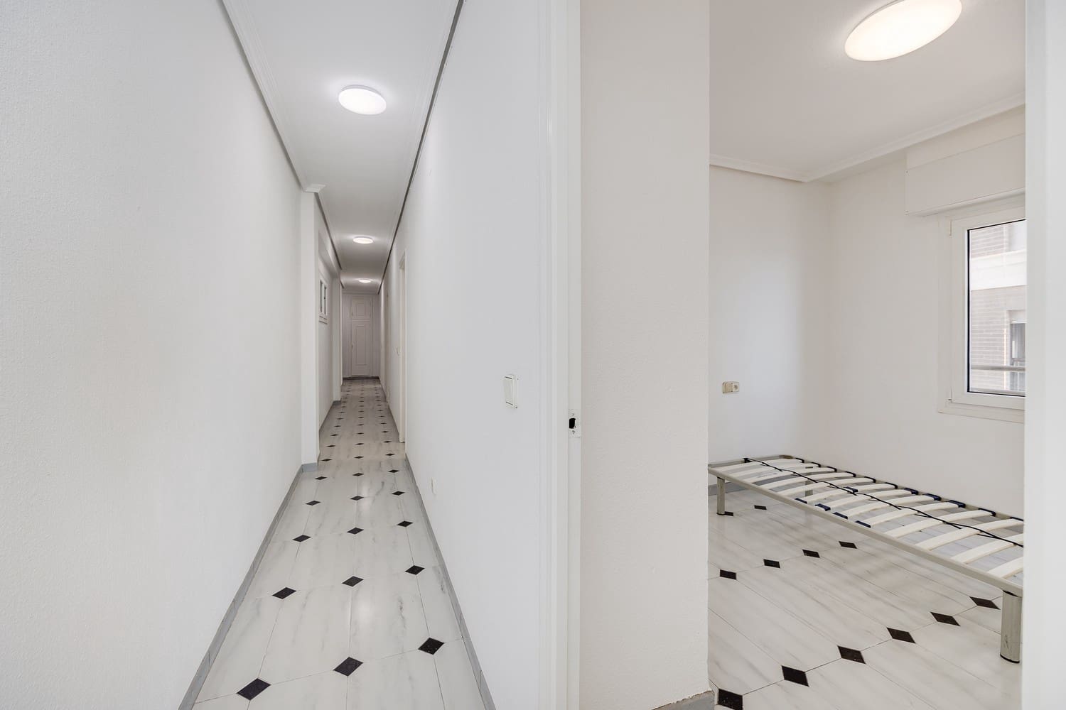 3 quarto Apartamento para venda em Torrevieja - 350 000 € (Ref: 9447279)