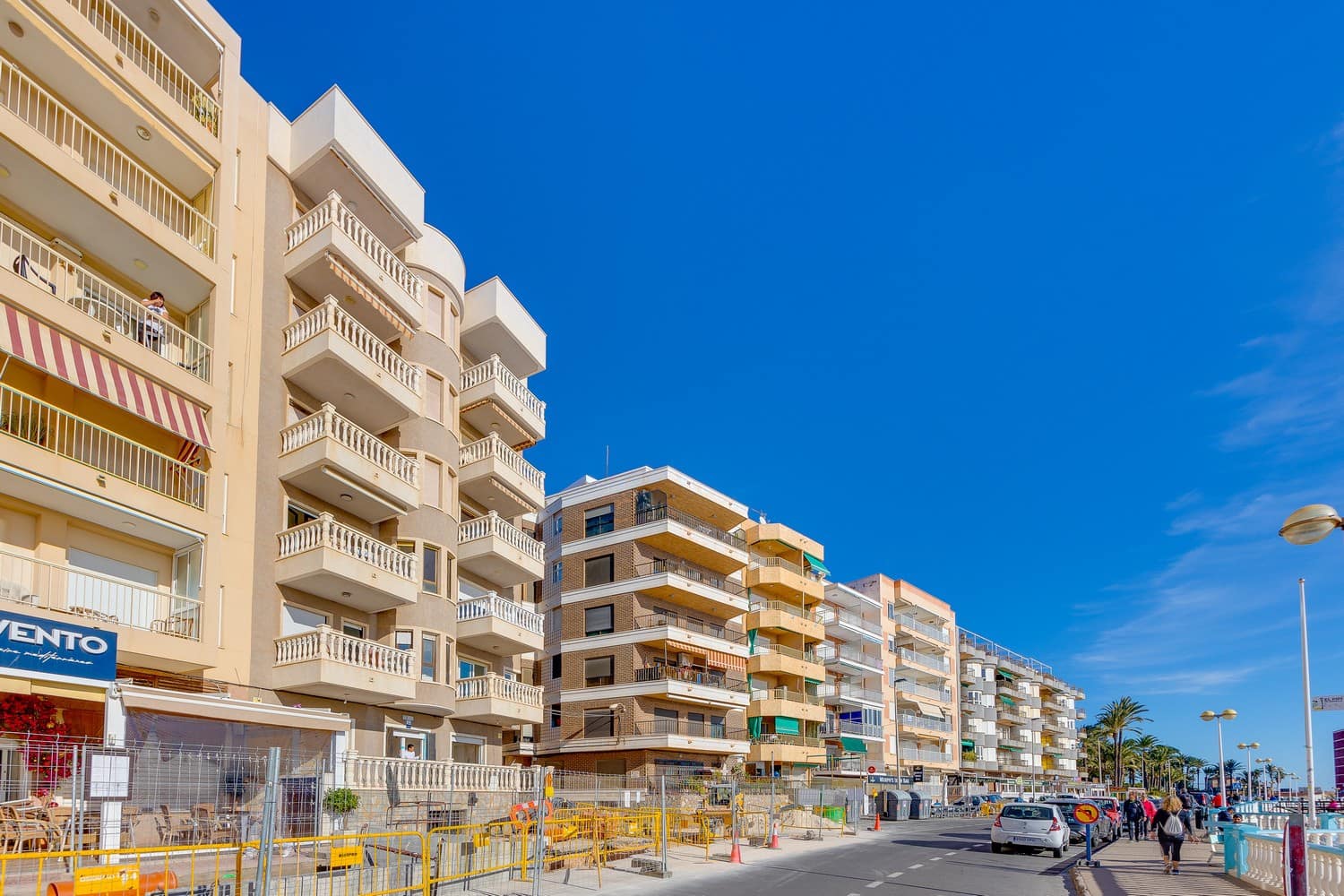 3 quarto Apartamento para venda em Torrevieja - 350 000 € (Ref: 9447279)