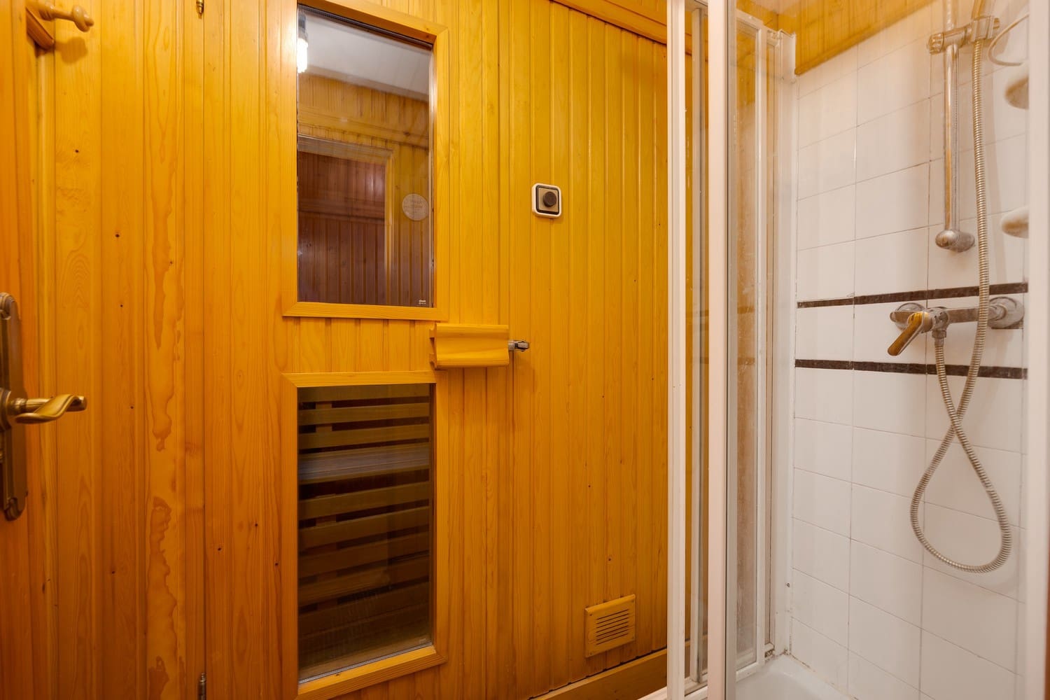 5 quarto Apartamento para venda em Torrevieja com piscina garagem - 575 000 € (Ref: 9451396)