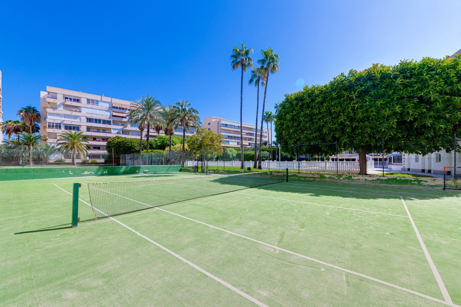 5 quarto Apartamento para venda em Torrevieja com piscina garagem - 575 000 € (Ref: 9451396)