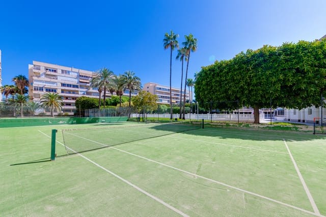 5 chambre Appartement à vendre à Playa de los Locos, Torrevieja avec piscine garage - 575 000 € (Ref: 9451396)