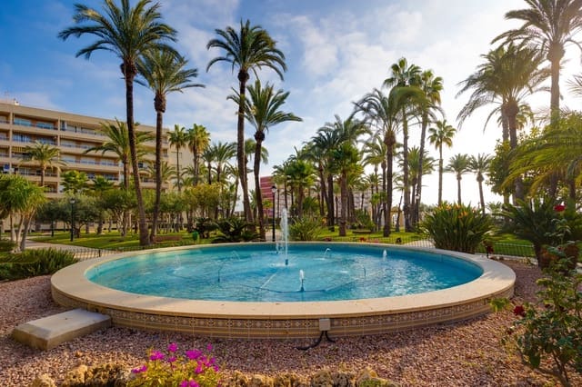 5 chambre Appartement à vendre à Playa de los Locos, Torrevieja avec piscine garage - 575 000 € (Ref: 9451396)