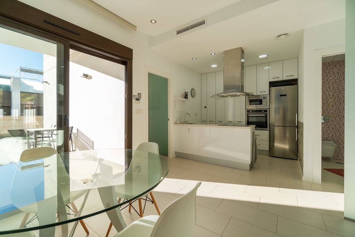 2 sypialnia Apartament na sprzedaż w Ciudad Quesada z basenem garażem - 246 000 € (Ref: 9516494)