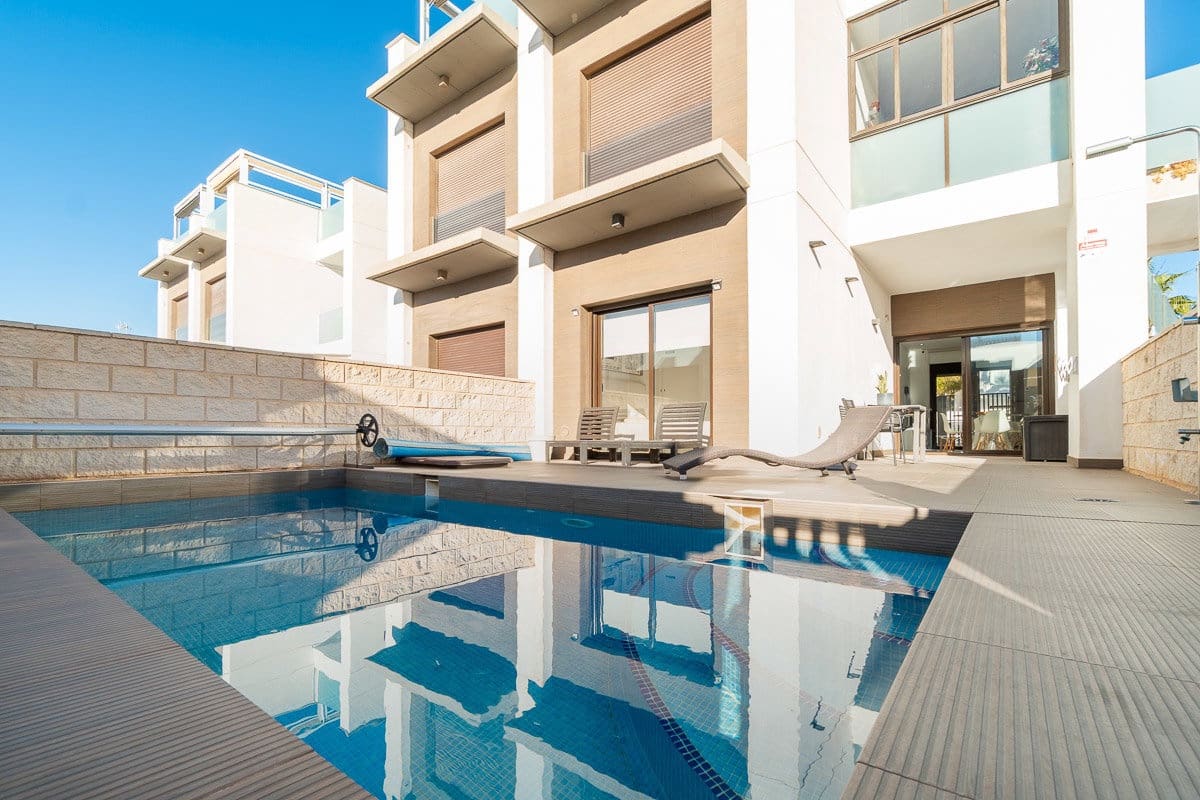 2 sypialnia Apartament na sprzedaż w Ciudad Quesada z basenem garażem - 246 000 € (Ref: 9516494)
