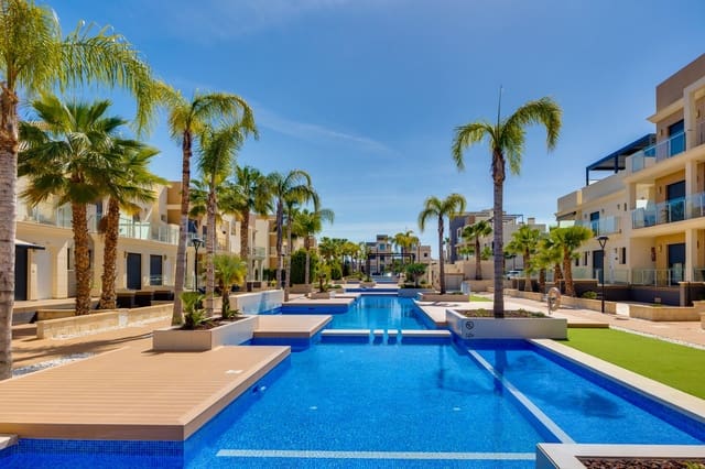 2 quarto Casa em Banda para venda em La Zenia, Orihuela com piscina garagem - 315 000 € (Ref: 9516495)