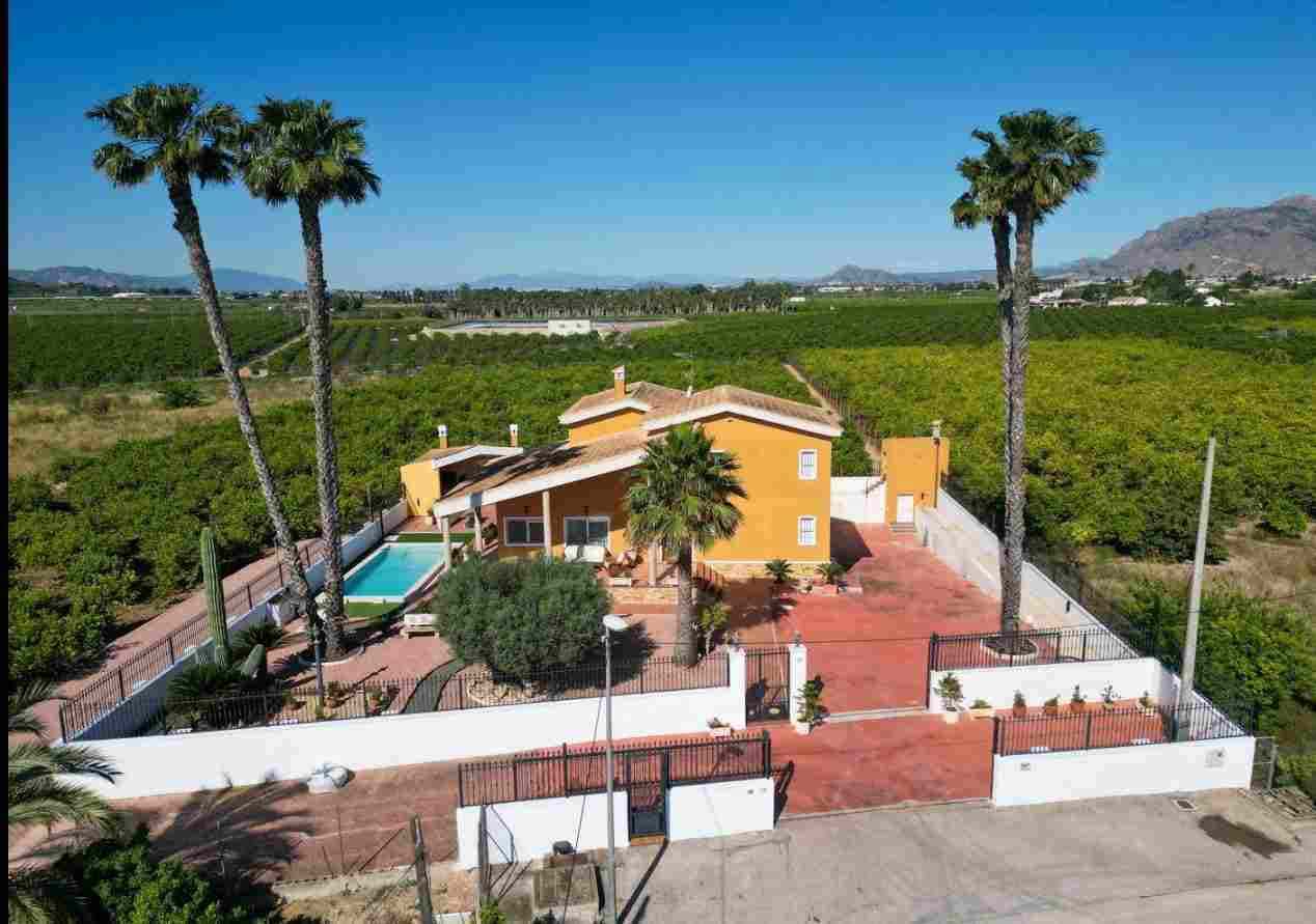 5 soverom Finca/Herregård til salgs i Orihuela med svømmebasseng garasje - € 675 000 (Ref: 9517886)