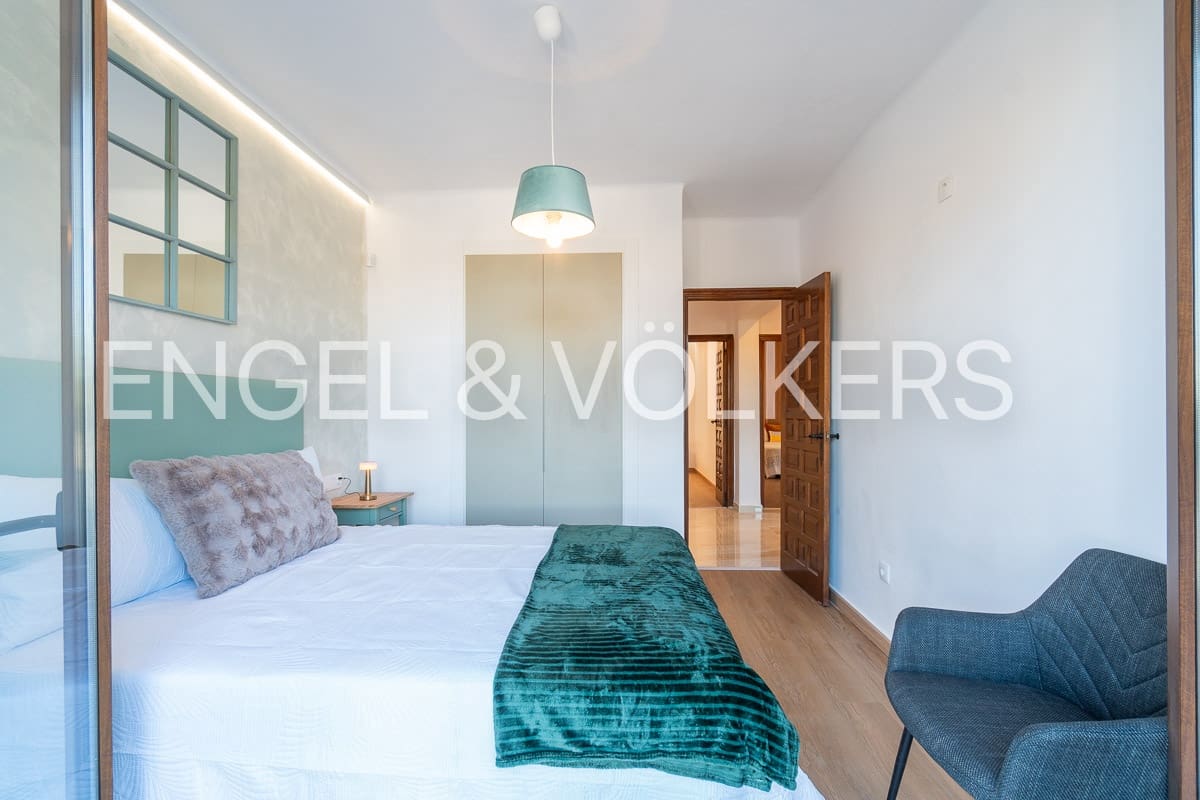 4 sovrum Bungalow att hyra i Villamartin - 2 300 € (Ref: 9525752)