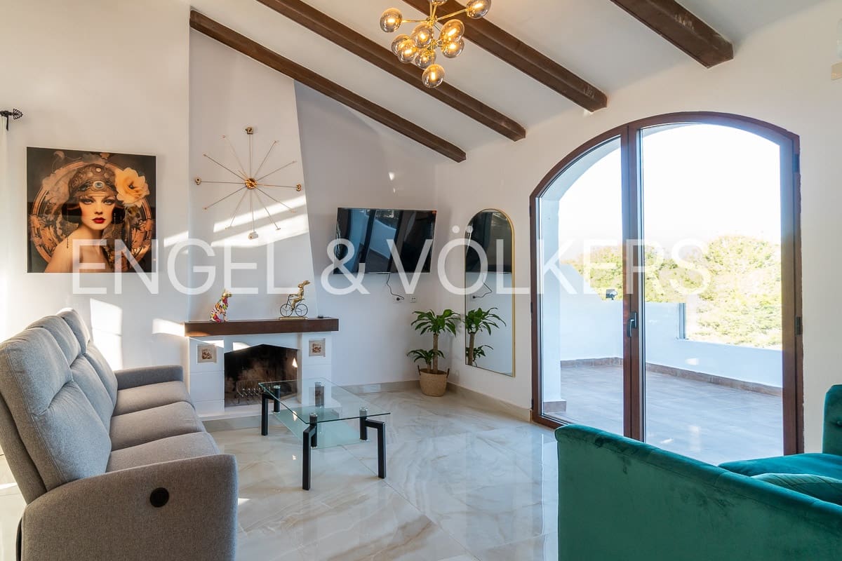 4 sovrum Bungalow att hyra i Villamartin - 2 300 € (Ref: 9525752)