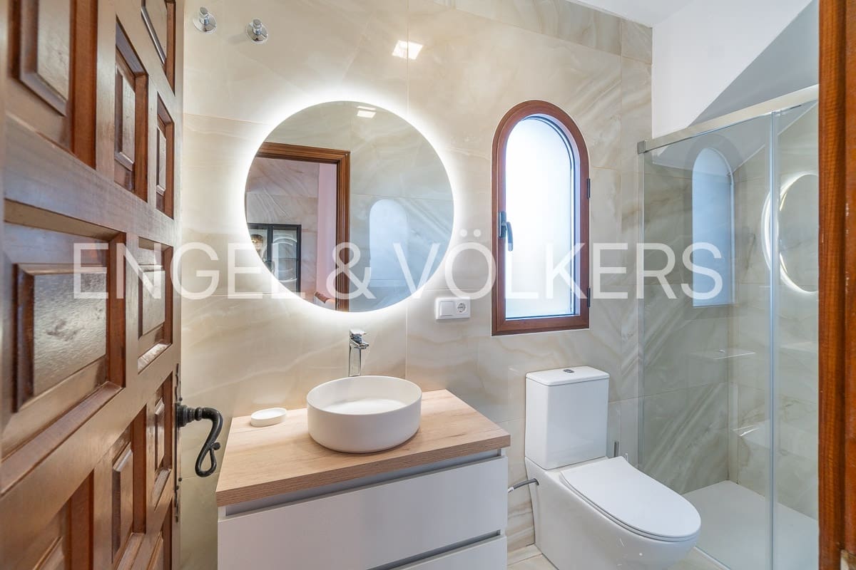 4 sovrum Bungalow att hyra i Villamartin - 2 300 € (Ref: 9525752)