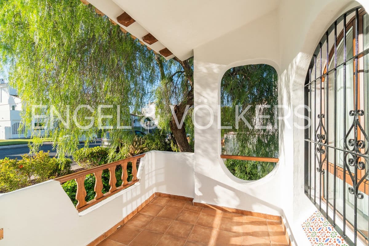 4 sypialnia Bungalow do wynajęcia w Orihuela Costa - 2 300 € (Ref: 9525752)