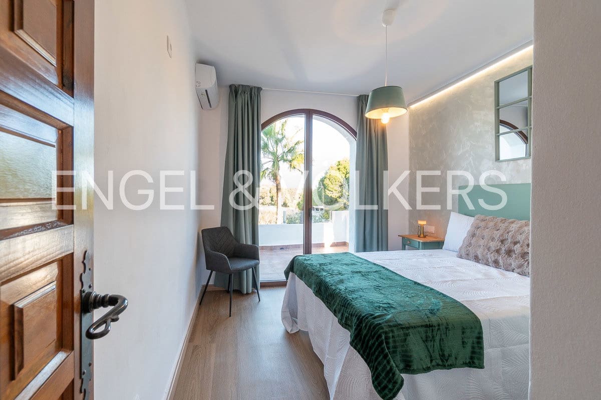 4 sypialnia Bungalow do wynajęcia w Orihuela Costa - 2 300 € (Ref: 9525752)