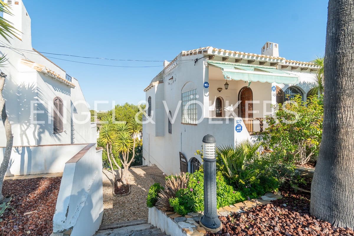4 sypialnia Bungalow do wynajęcia w Orihuela Costa - 2 300 € (Ref: 9525752)