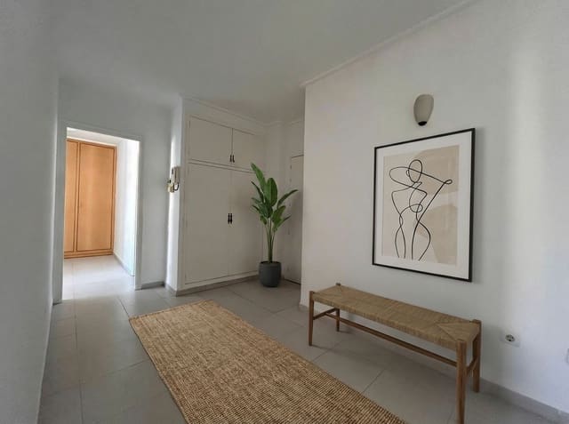 3 sovrum Lägenhet till salu i Torrevieja - 300 000 € (Ref: 9585010)