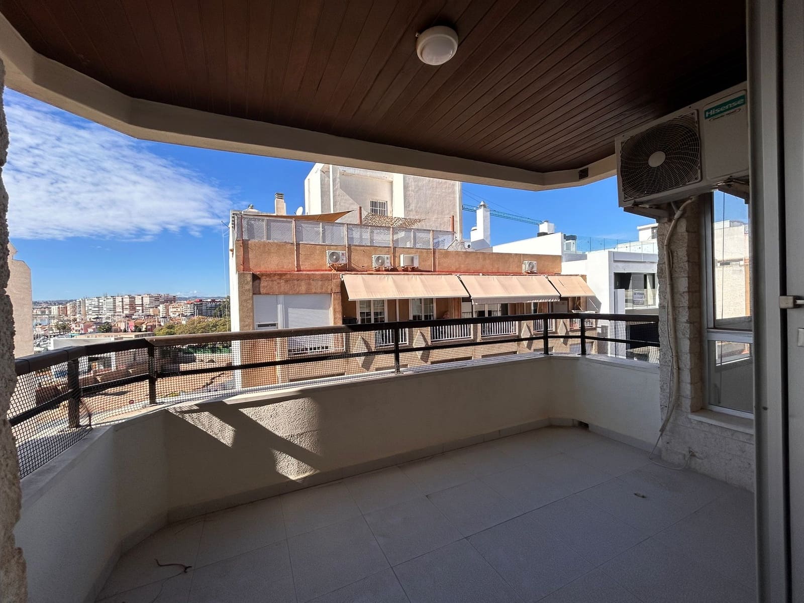 3 bedroom Apartment for sale in Torrevieja - € 300,000 (Ref: 9585010)