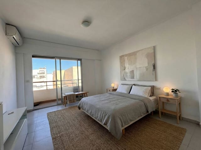 3 chambre Appartement à vendre à El Chaparral - La Siesta - La Torreta, Torrevieja - 300 000 € (Ref: 9585010)