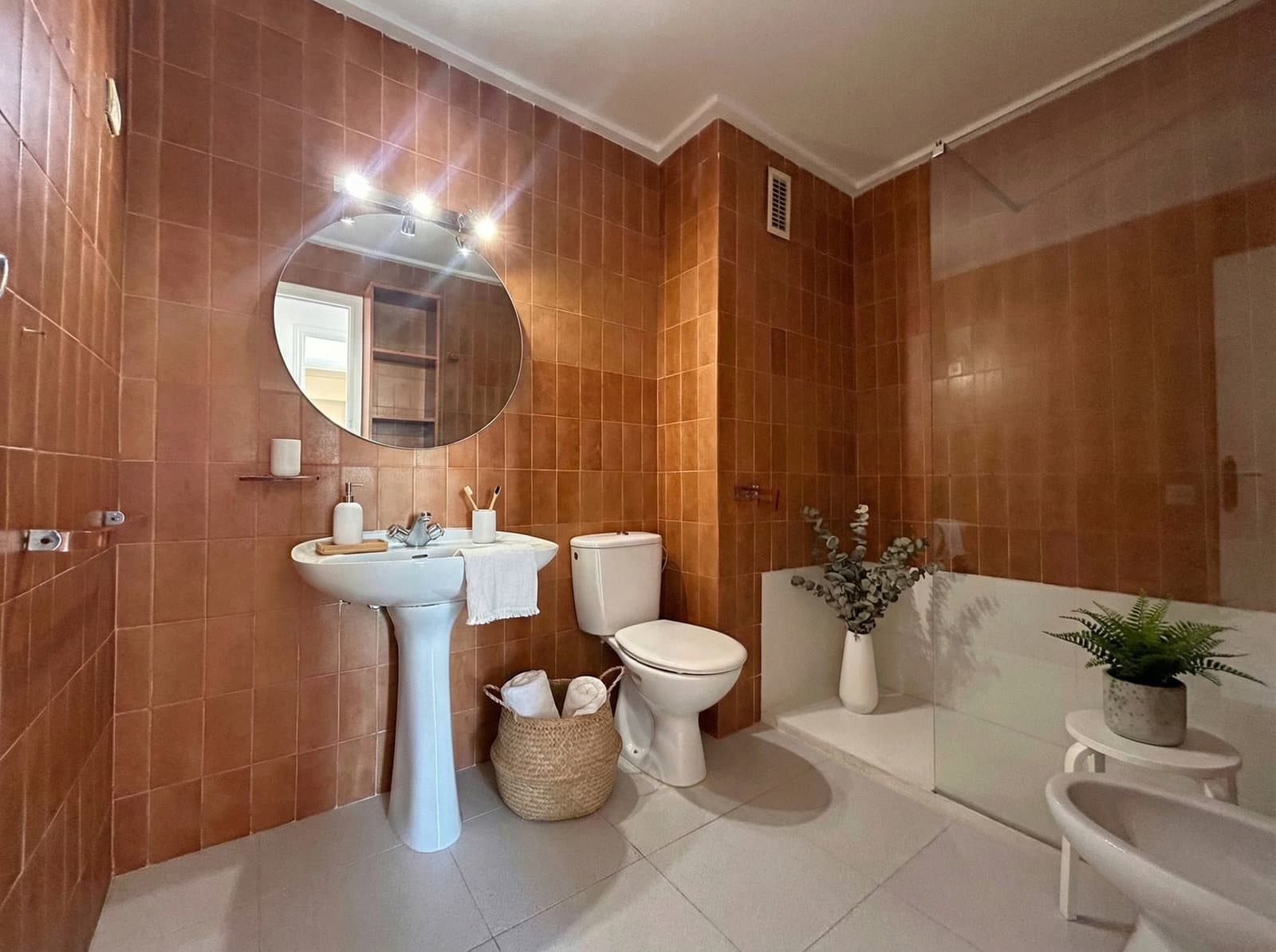 Apartamento de 3 habitaciones en Torrevieja en venta - 300.000 € (Ref: 9585010)