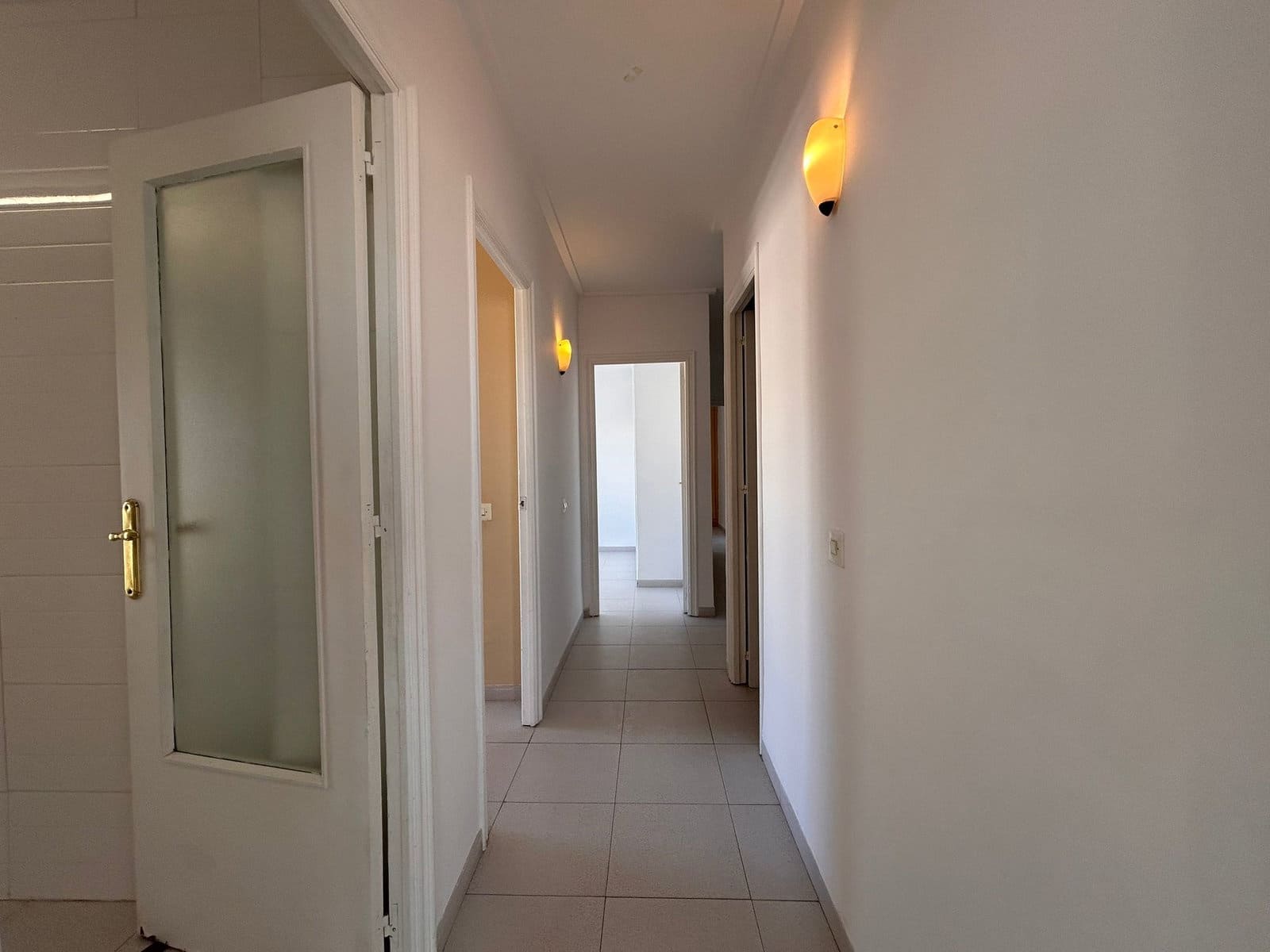 Apartamento de 3 habitaciones en Torrevieja en venta - 300.000 € (Ref: 9585010)