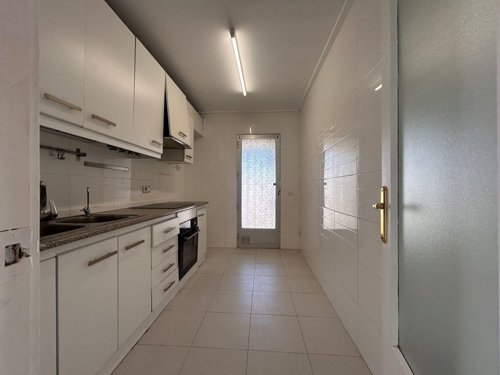 Apartamento de 3 habitaciones en Torrevieja en venta - 300.000 € (Ref: 9585010)