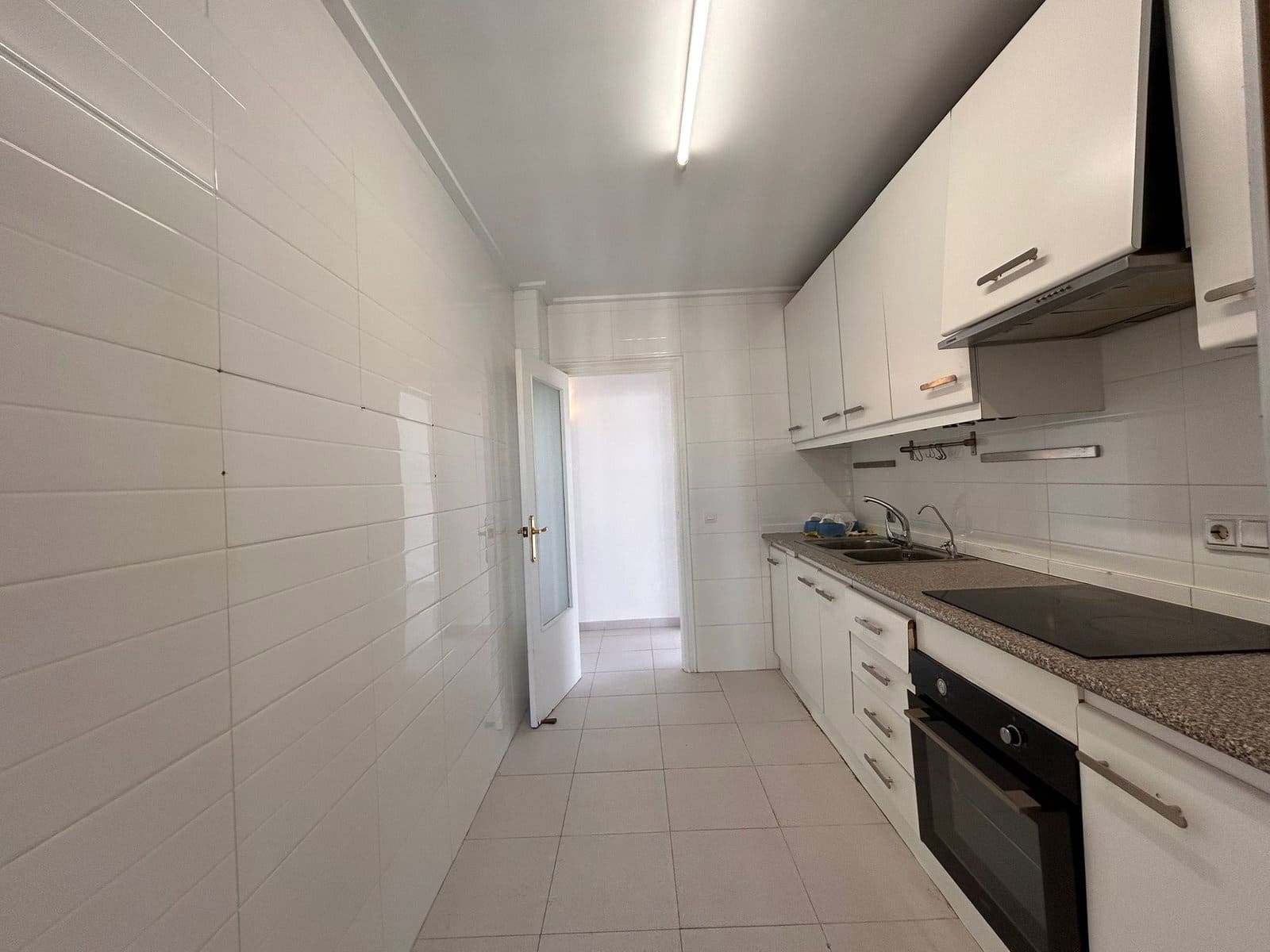 Apartamento de 3 habitaciones en Torrevieja en venta - 300.000 € (Ref: 9585010)