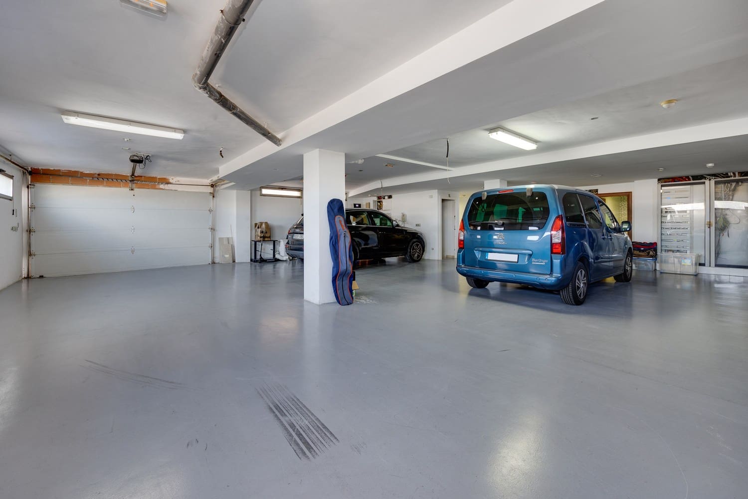 7 makuuhuone Huvila myytävänä paikassa Los Balcones mukana uima-altaan 
autotalli - 1 800 000 € (Ref: 9588148)