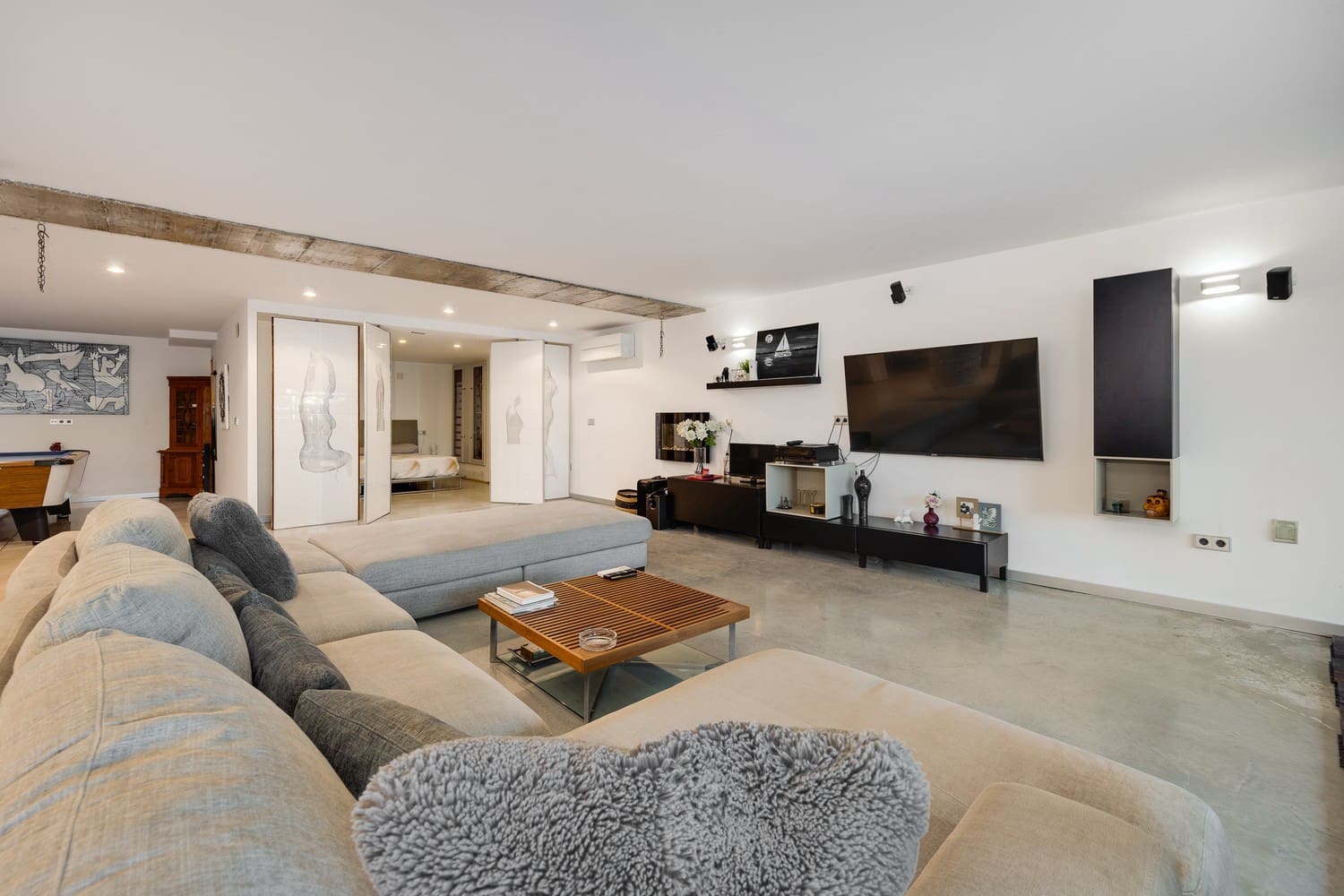 7 makuuhuone Huvila myytävänä paikassa Los Balcones mukana uima-altaan 
autotalli - 1 800 000 € (Ref: 9588148)