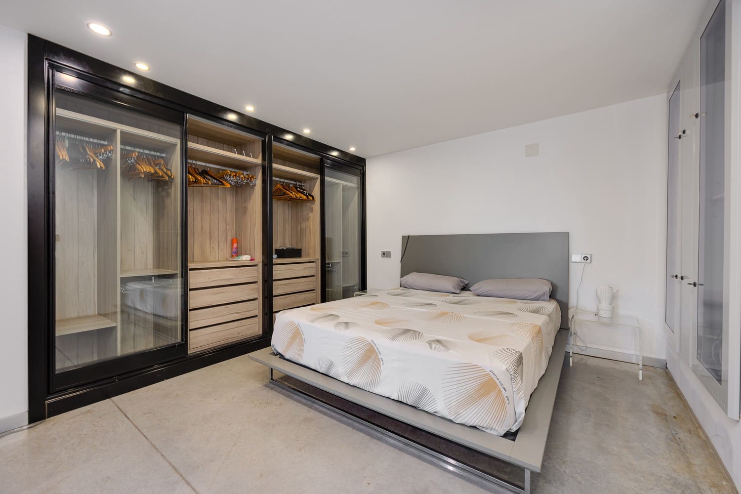 7 makuuhuone Huvila myytävänä paikassa Los Balcones mukana uima-altaan 
autotalli - 1 800 000 € (Ref: 9588148)