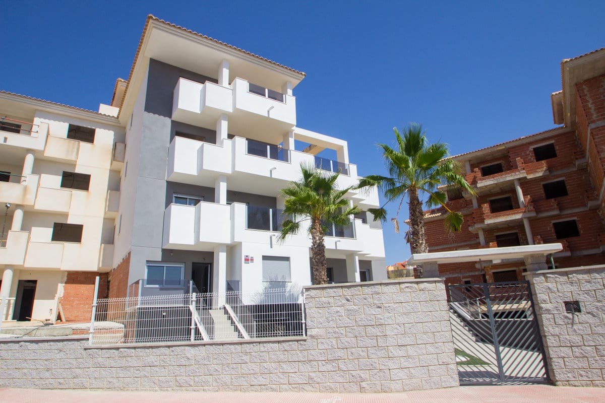 2 soveværelse Lejlighed til salg i Orihuela Costa med swimmingpool garage - € 255.000 (Ref: 9591900)