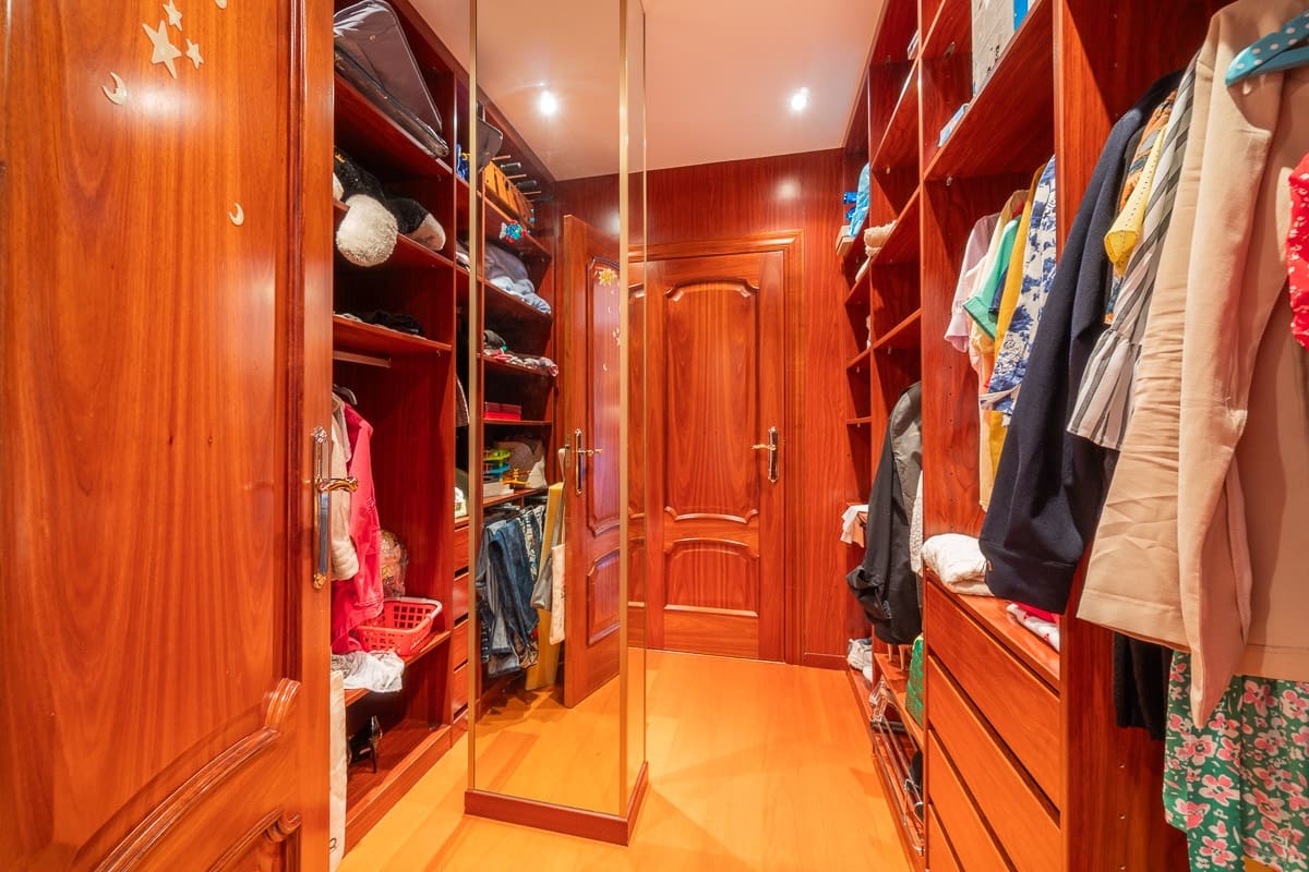 5 makuuhuone Huvila myytävänä paikassa Cabo Roig mukana uima-altaan 
autotalli - 1 040 000 € (Ref: 9596888)